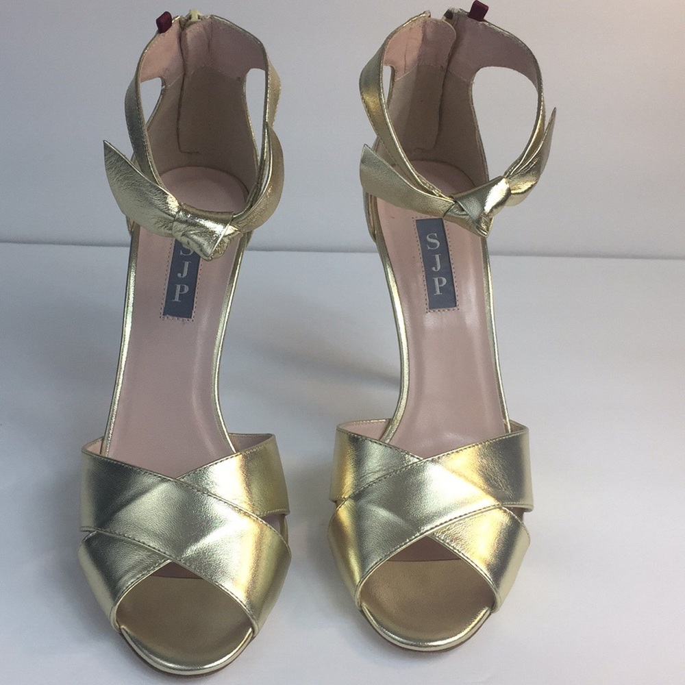 New SJP by Sarah Jessica Parker Buckingham heels - Picture 5 of 8